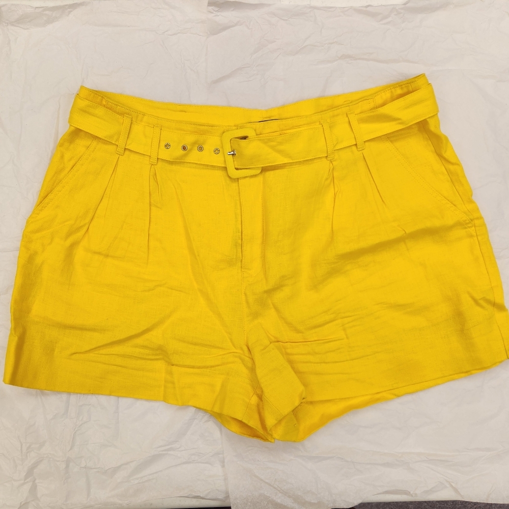 Size 18 Yellow Linen Banana Republic Shorts